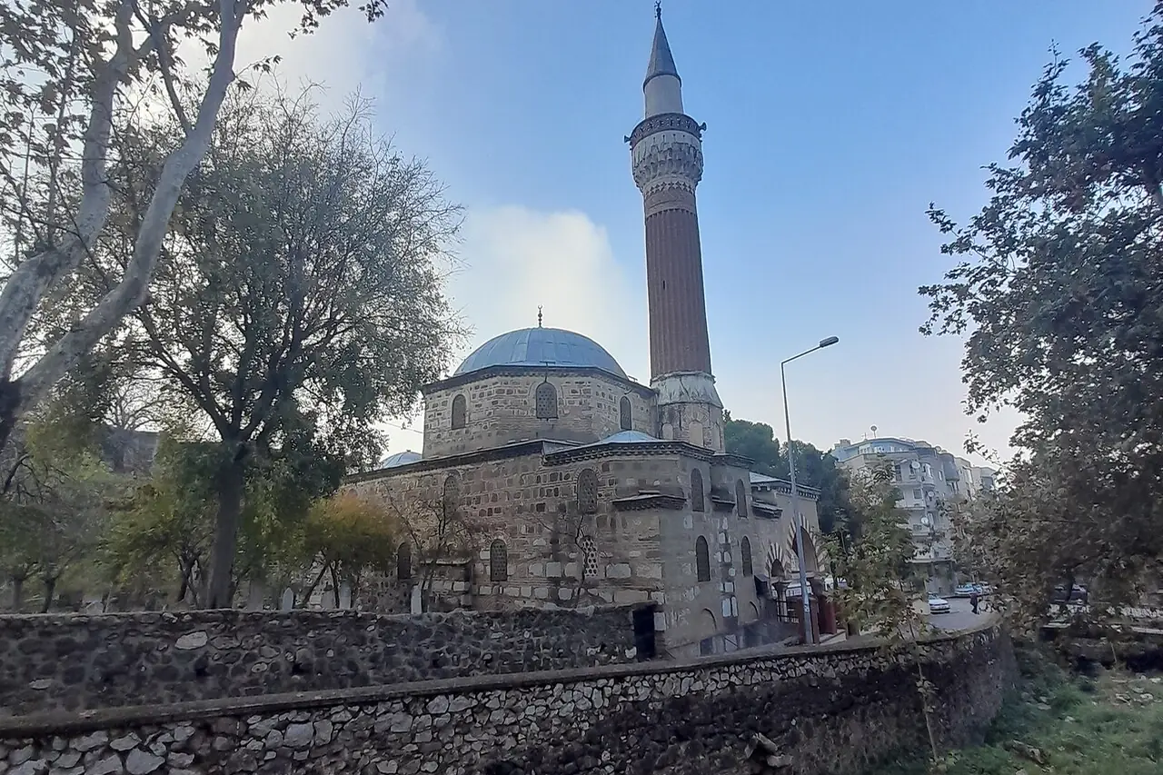 Şehzadeler Gezi Rehberi